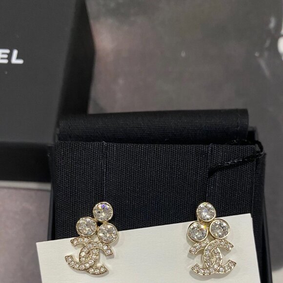 Chanel Women's Earrings - Picture 9 of 9